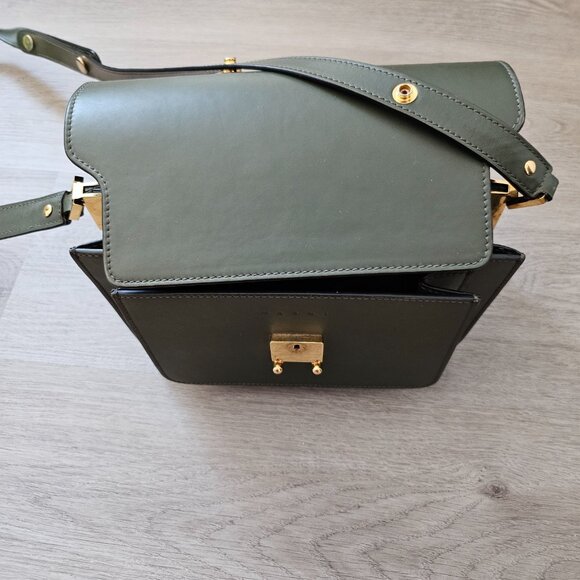 Marni Trunk Medium Leather sShoulder Bag Forest Green - Picture 2 of 16